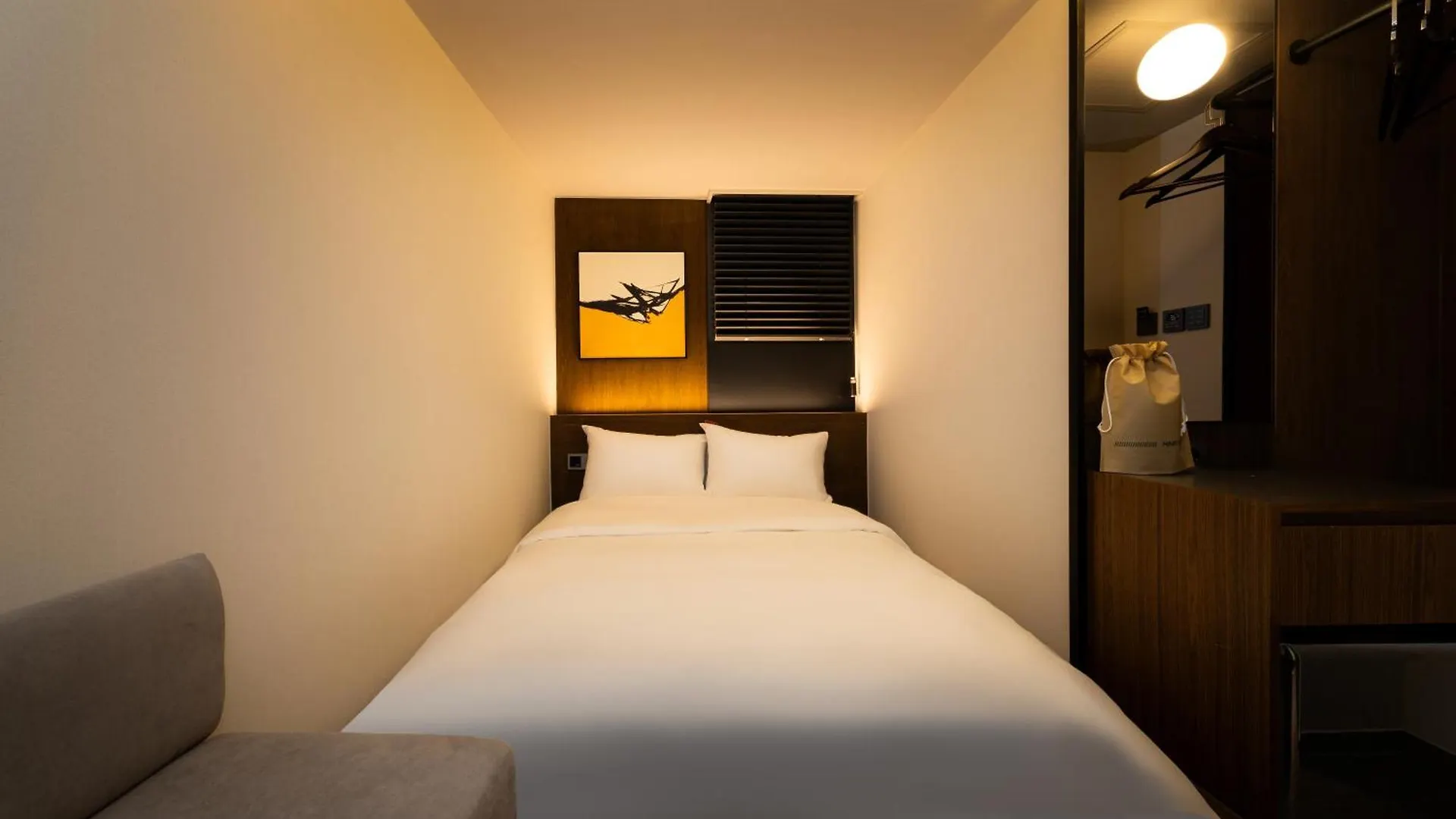 Guwol Hotel Seoul 3*,  South Korea