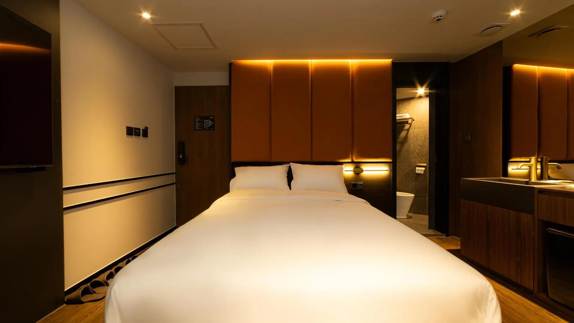 Guwol Hotel Seoul