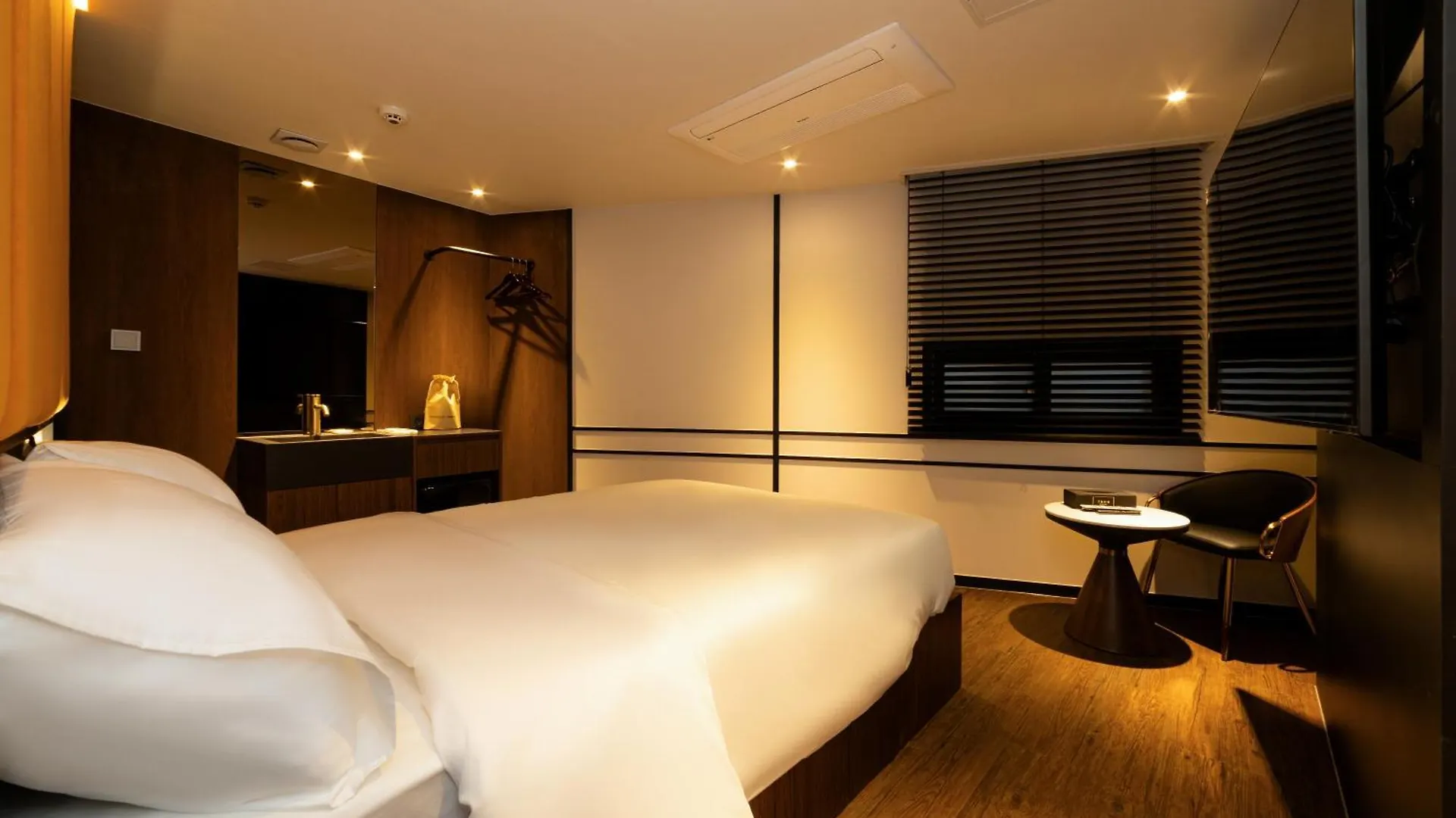 Guwol Hotel Seoul