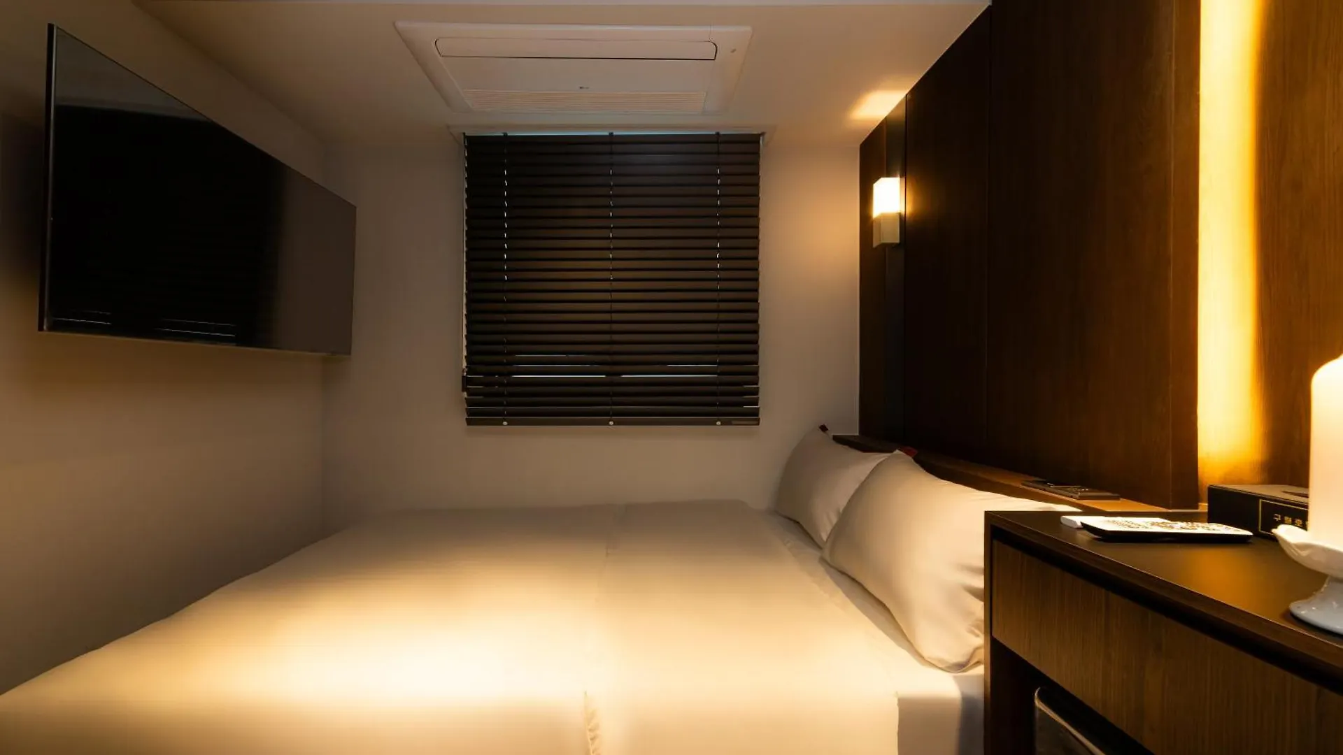 Guwol Hotel Seoul 3*,  South Korea
